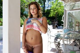 Keisha Grey a busty brunette teen dazzles us with her big melons and hot butt