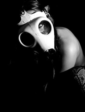 Dani in a gasmask