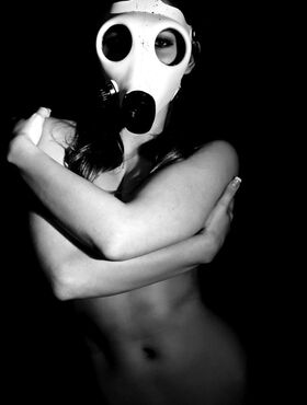 Dani in a gasmask