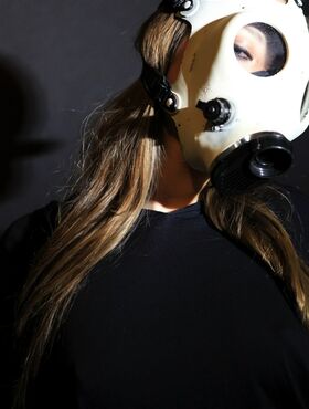 Dani in a gasmask