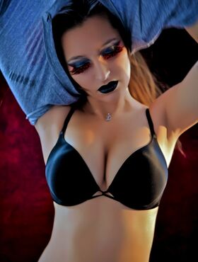 Sexy Dani the vampire