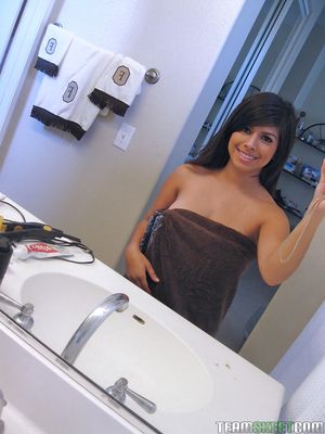 She's New - Big busted latina hottie Layla Rose picturing herself in the bath