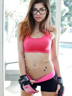 The Real Workout - Babe in glasses Ava Taylor shows her sporty shame on camera!