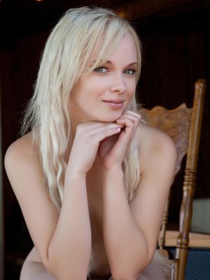 Rylsky Art - Alluring blonde teen displays her breathtaking body in the nude